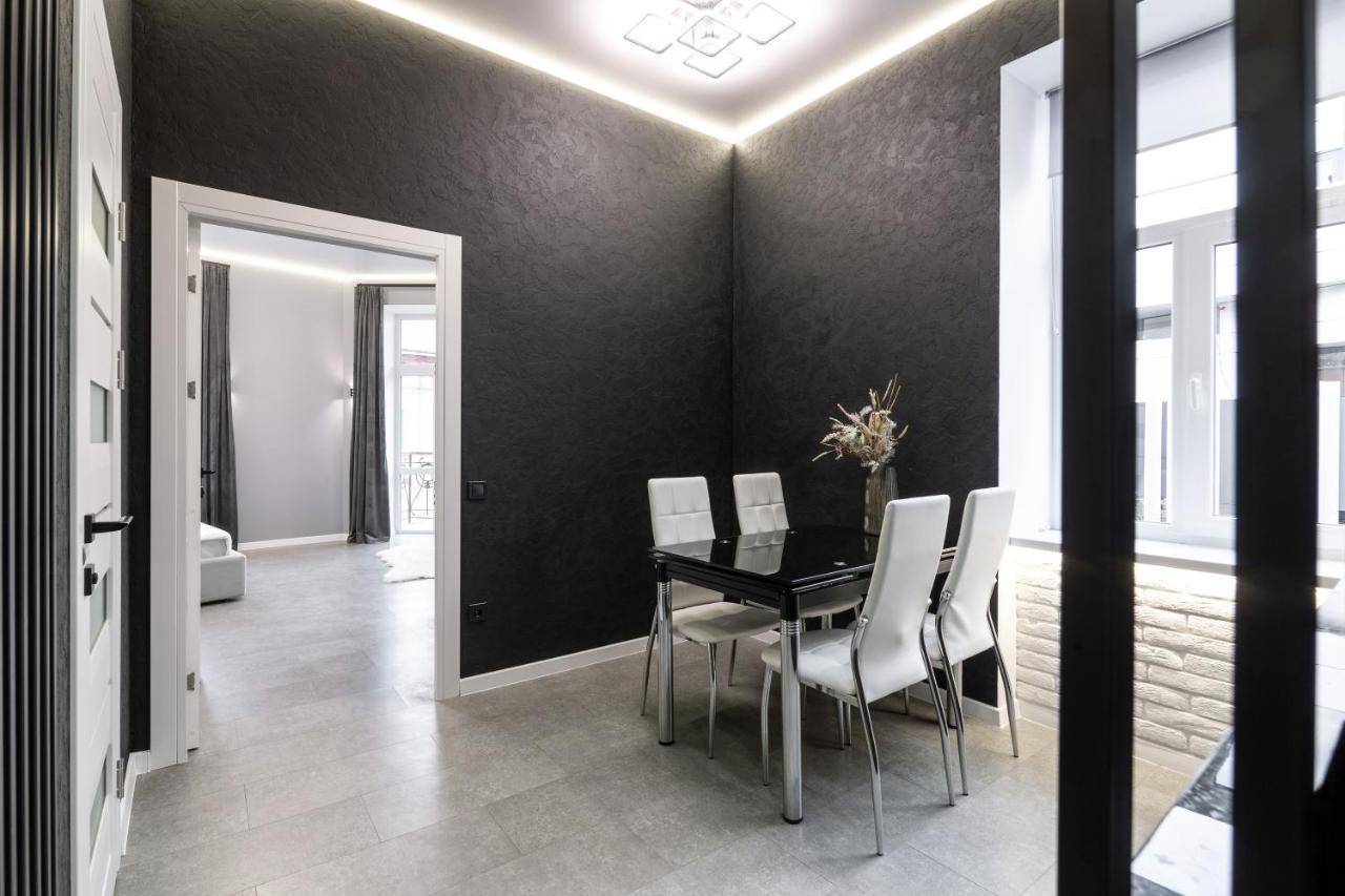 Two Bedrooms 13 Shpytalna Street Lviv Extérieur photo