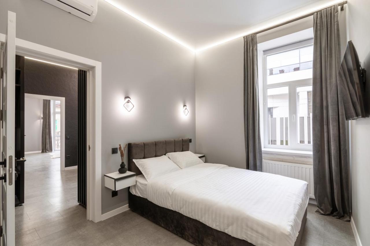 Two Bedrooms 13 Shpytalna Street Lviv Extérieur photo
